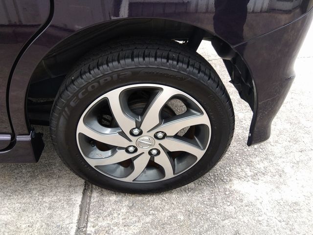 Nissan ROOX 2011-11 193926-26