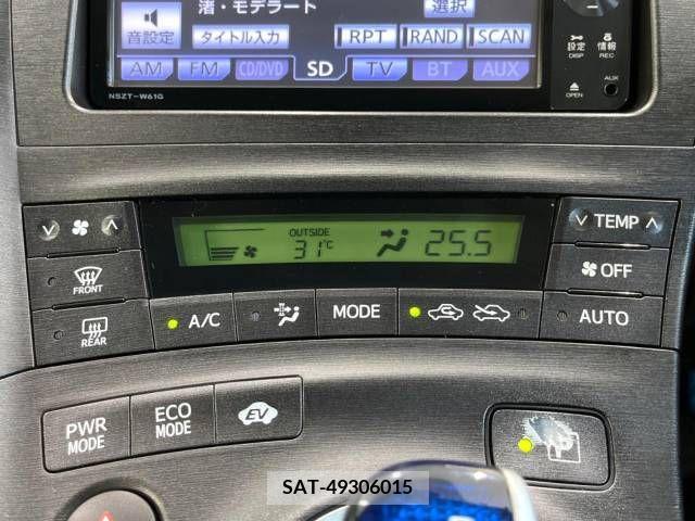 Toyota PRIUS 2011-12 366595-4