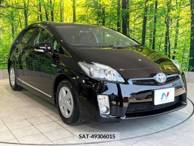 Toyota PRIUS 2011-12 366595-16
