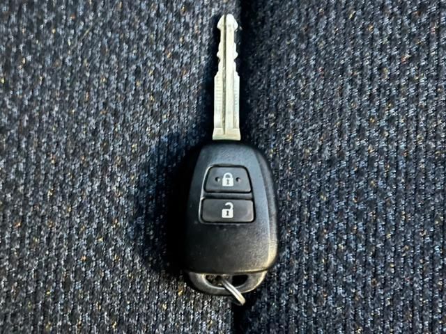 Toyota SIENTA 2018-10 29076-29