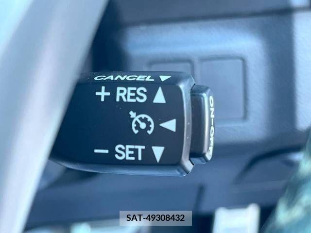Toyota MARK X 2013-02 219551-5