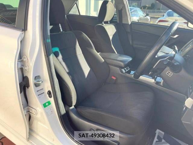 Toyota MARK X 2013-02 219551-8
