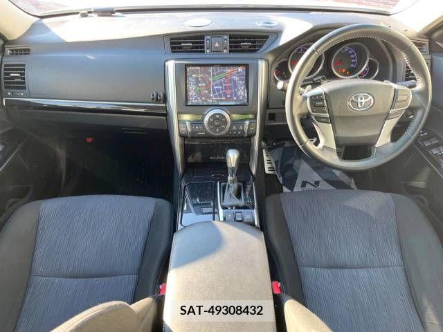 Toyota MARK X 2013-02 219551-1