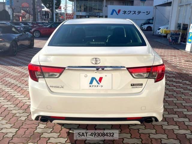 Toyota MARK X 2013-02 219551-15