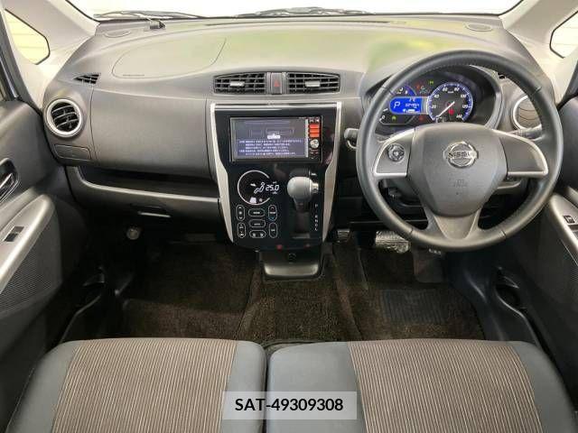 Nissan DAYZ 2013-06 323221-1