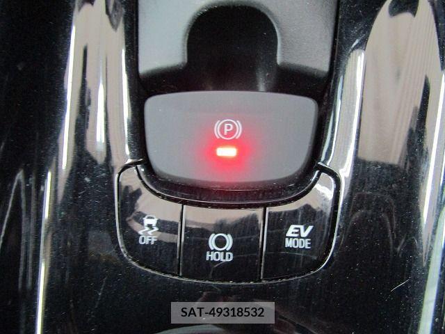 Toyota C-HR 2017-12 385680-22