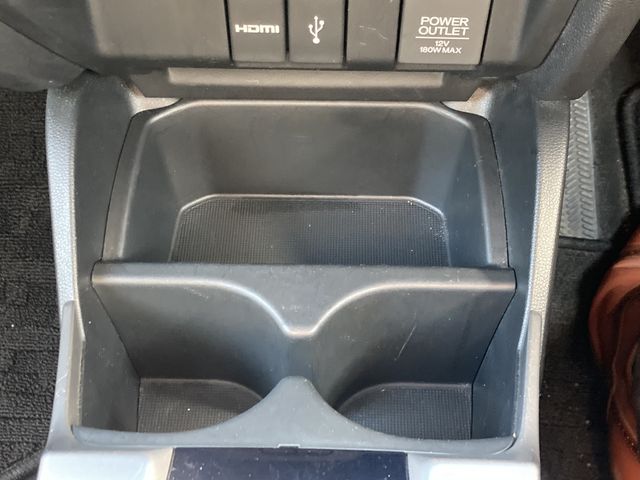 Honda FIT 2019-05 194405-12