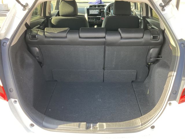 Honda FIT 2019-05 194405-23