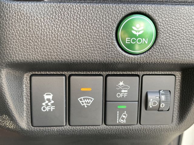 Honda FIT 2019-05 194405-13
