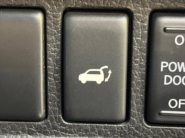 Nissan ELGRAND 2014-05 190092-6