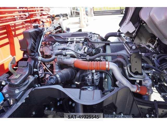 Mitsubishi CANTER 2024-03 302637-12