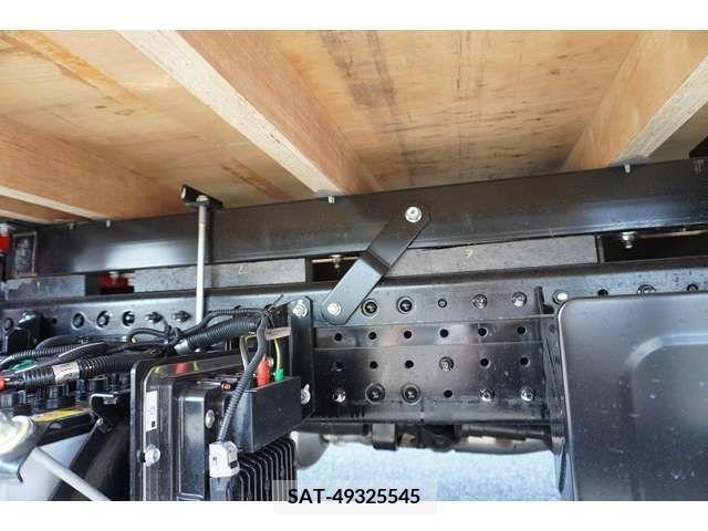 Mitsubishi CANTER 2024-03 302637-10