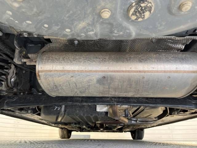 Toyota SIENTA 2023-06 13012-19