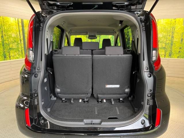 Toyota SIENTA 2023-06 13012-11