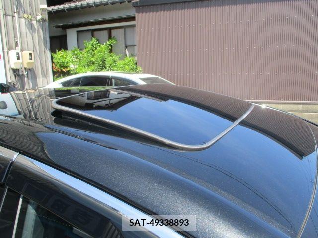 Lexus LS 2021-02 275515-3