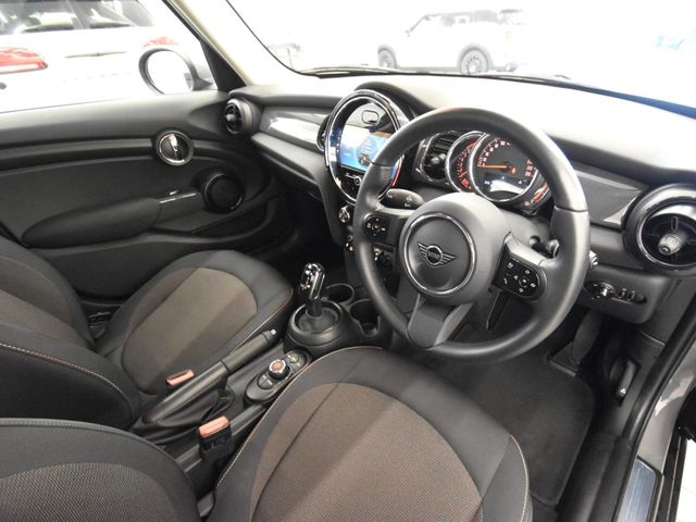 Bmw MINI 2022-06 194272-1