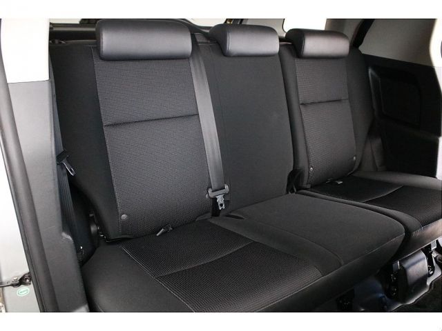 Toyota FJ CRUISER 2011-01 13805-6