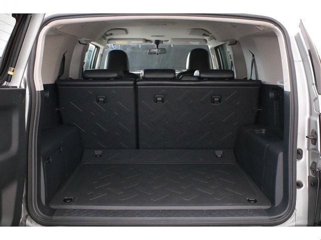 Toyota FJ CRUISER 2011-01 13805-7