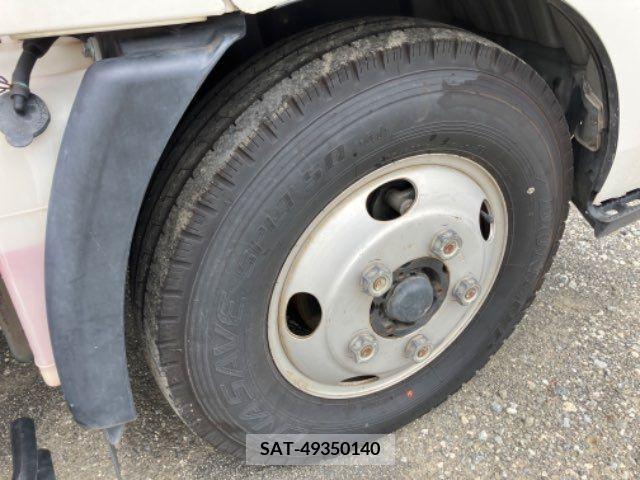 Hino DUTRO 2013-06 396412-19