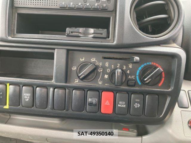 Hino DUTRO 2013-06 396412-5