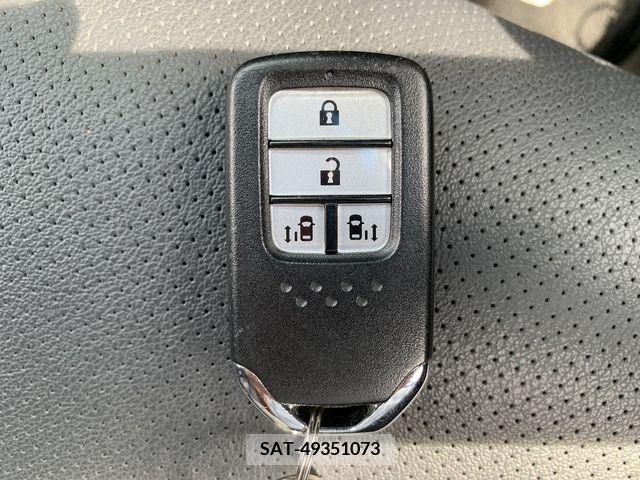 Honda e 2018-01 342309-29