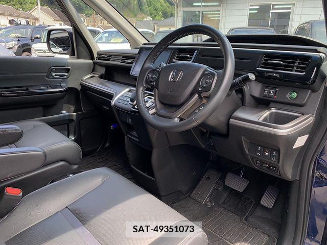 Honda e 2018-01 342309-15