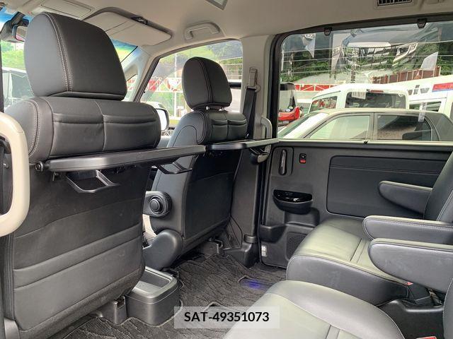 Honda e 2018-01 342309-20