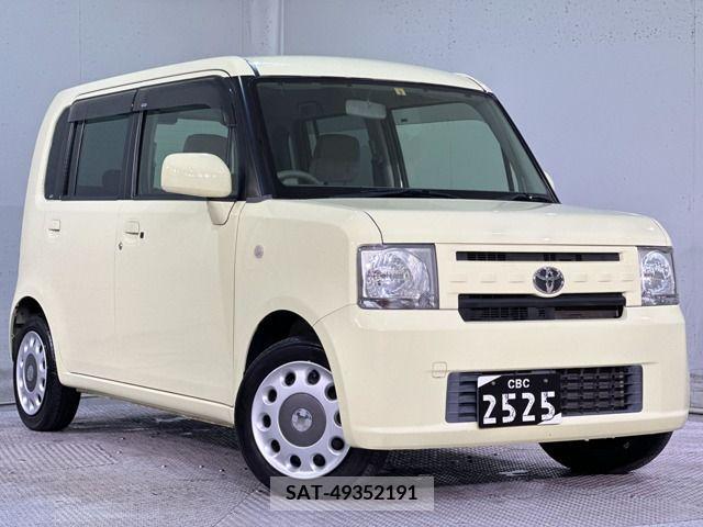 Toyota PIXIS SPACE 2014-03 232800-0
