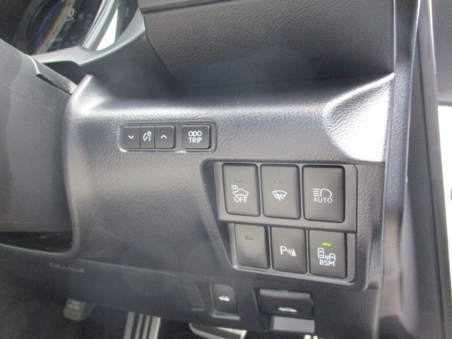 Lexus RC 2020-01 27297-18