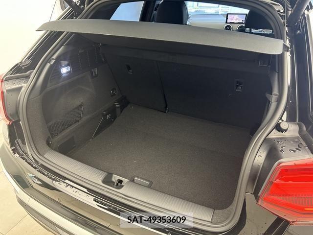 Audi Q2 2021-10 261198-16