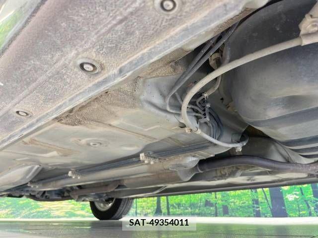 Toyota BB 2013-07 380896-19
