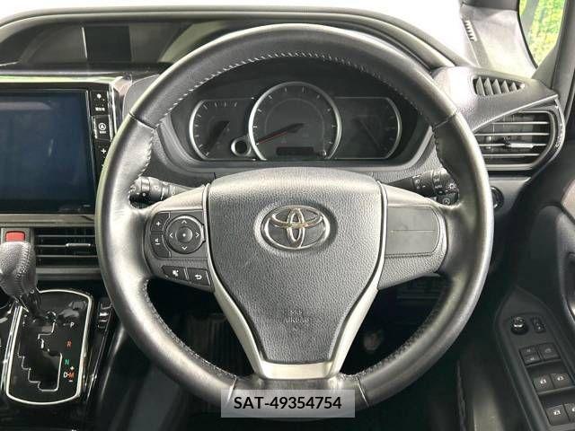 Toyota VOXY 2016-09 289037-12