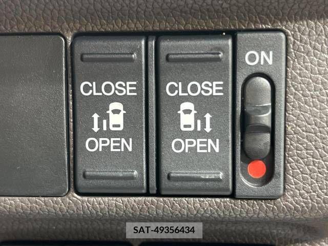 Honda FREED 2017-07 302906-3