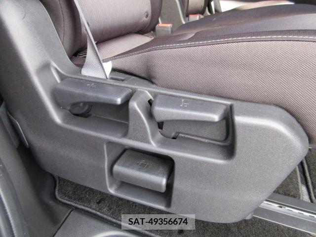 Nissan SERENA 2020-04 211801-13