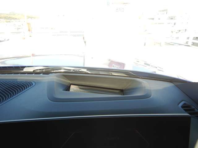 Bmw 3 SERIES 2023-05 180418-21