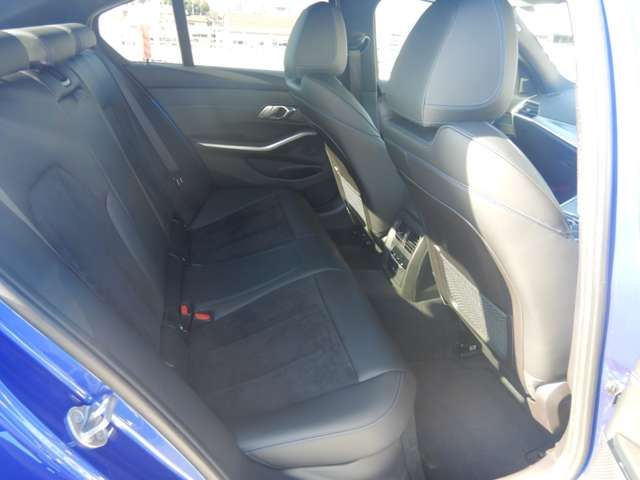 Bmw 3 SERIES 2023-05 180418-27