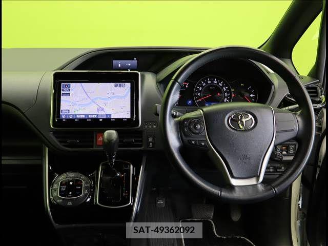 Toyota VOXY 2019-04 321614-18