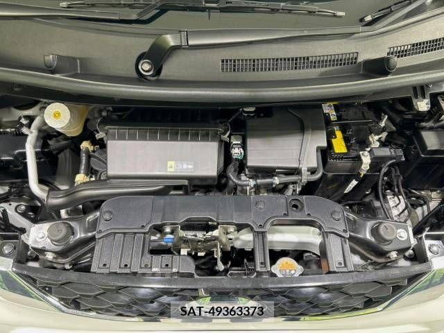 Nissan ROOX 2022-10 218978-18