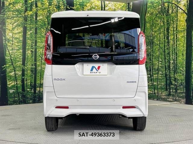 Nissan ROOX 2022-10 218978-15