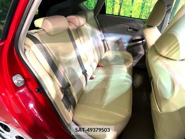 Toyota PRIUS 2013-10 382957-9