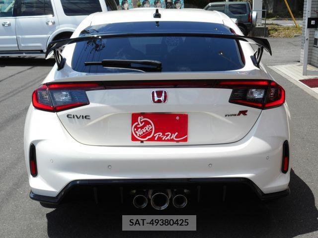 Honda CIVIC 2023-10 264427-4
