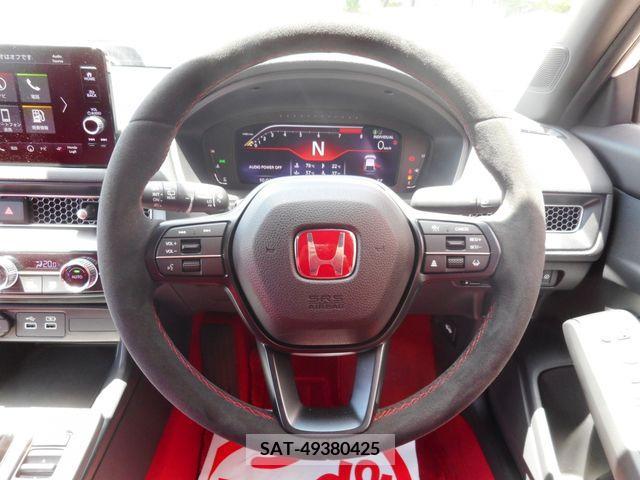 Honda CIVIC 2023-10 264427-7