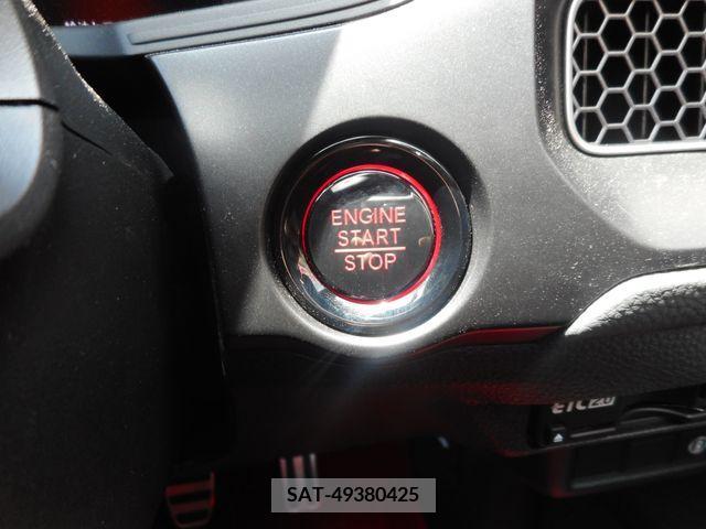 Honda CIVIC 2023-10 264427-19