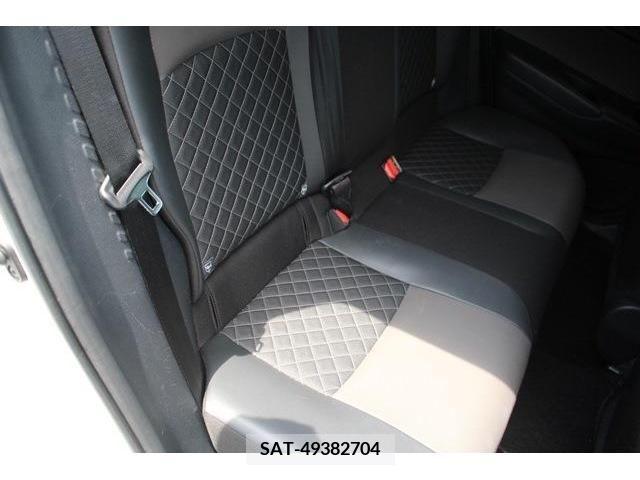 Toyota C-HR 2019-11 357754-17