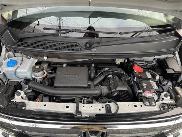 Honda N BOX CUSTOM 2022-07 181015-27