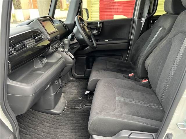 Honda N BOX CUSTOM 2022-07 181015-6