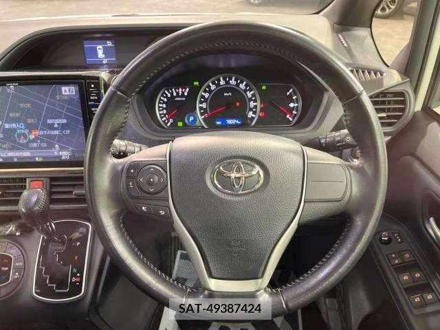 Toyota VOXY 2014-04 289165-11