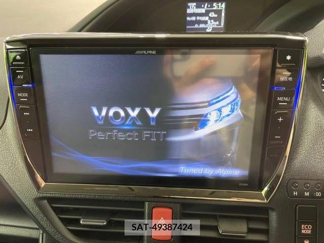 Toyota VOXY 2014-04 289165-3