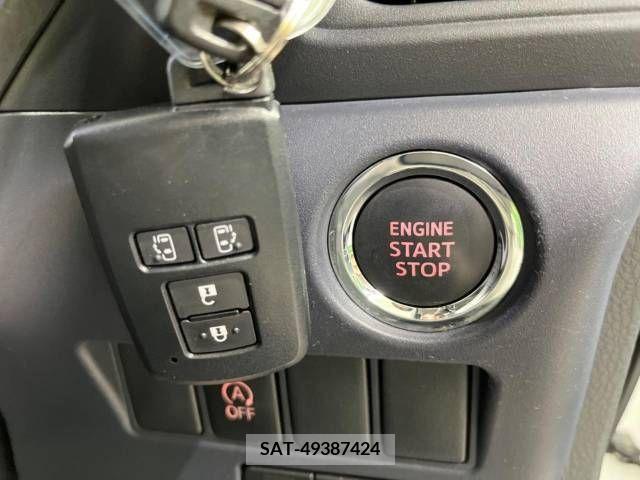 Toyota VOXY 2014-04 289165-2