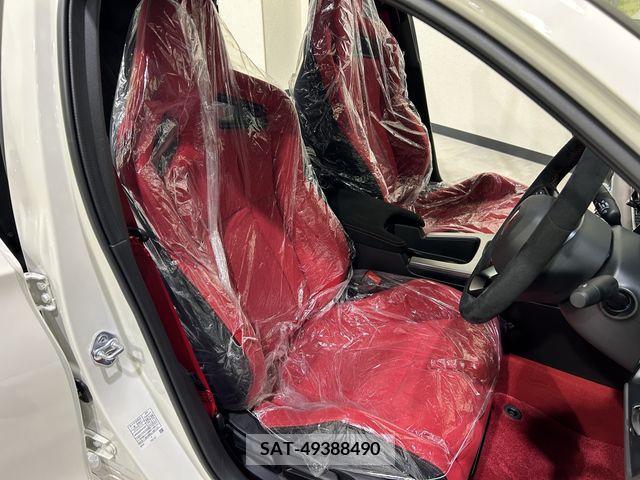 Honda CIVIC 2024-03 302715-17
